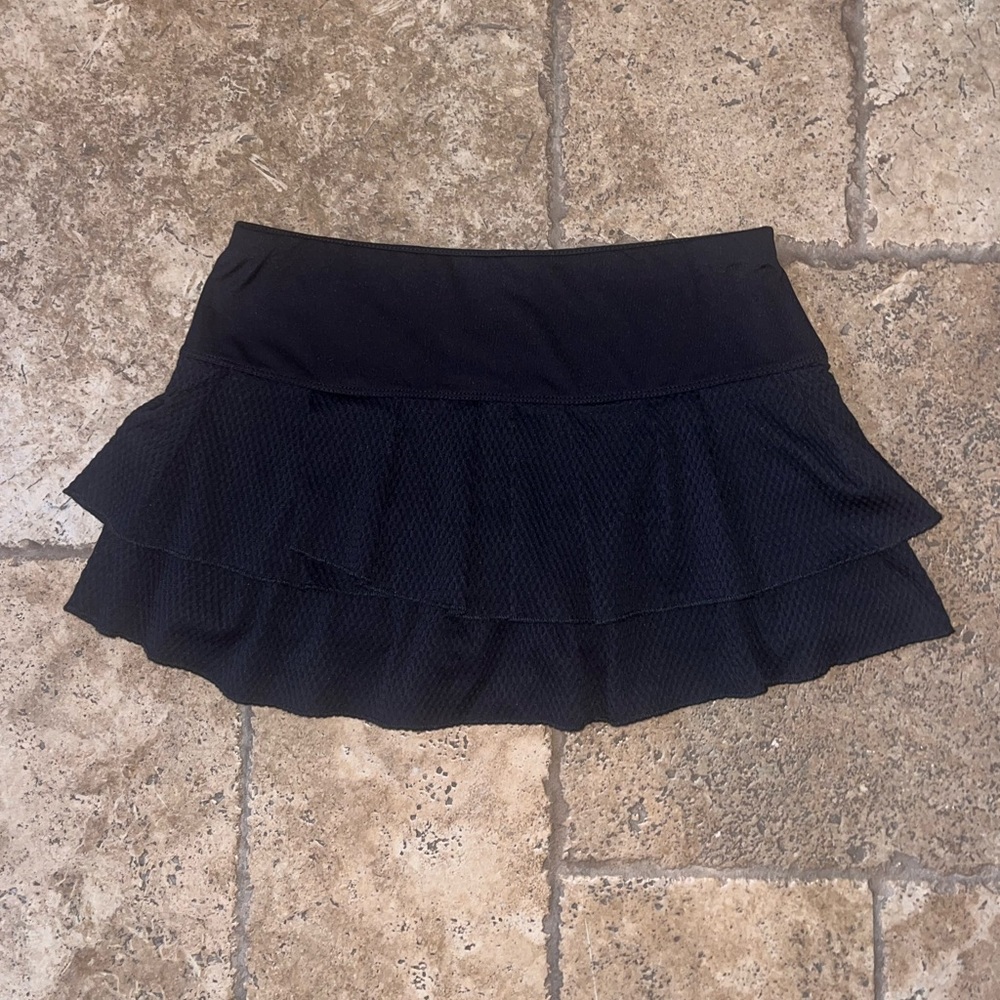 LUCKY IN LOVE cute black tiered tennis skirt size M